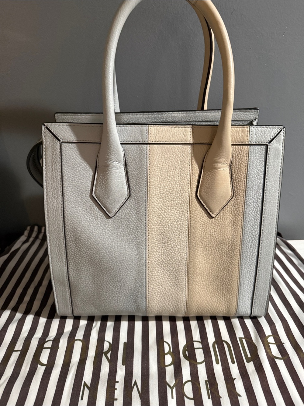 Henri Bendel Rivington tote is crafted from textured cream leather - Picture 7 of 16